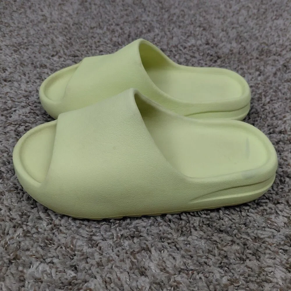Yeezy Slide Green Glow Mens Size 8 Comfort Slides No Box